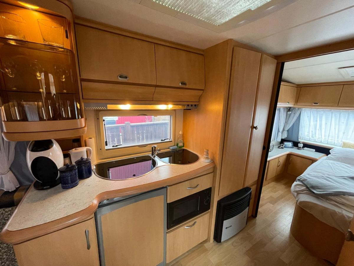 Cozy Caravan Vestmannaeyjar Eksteriør bilde